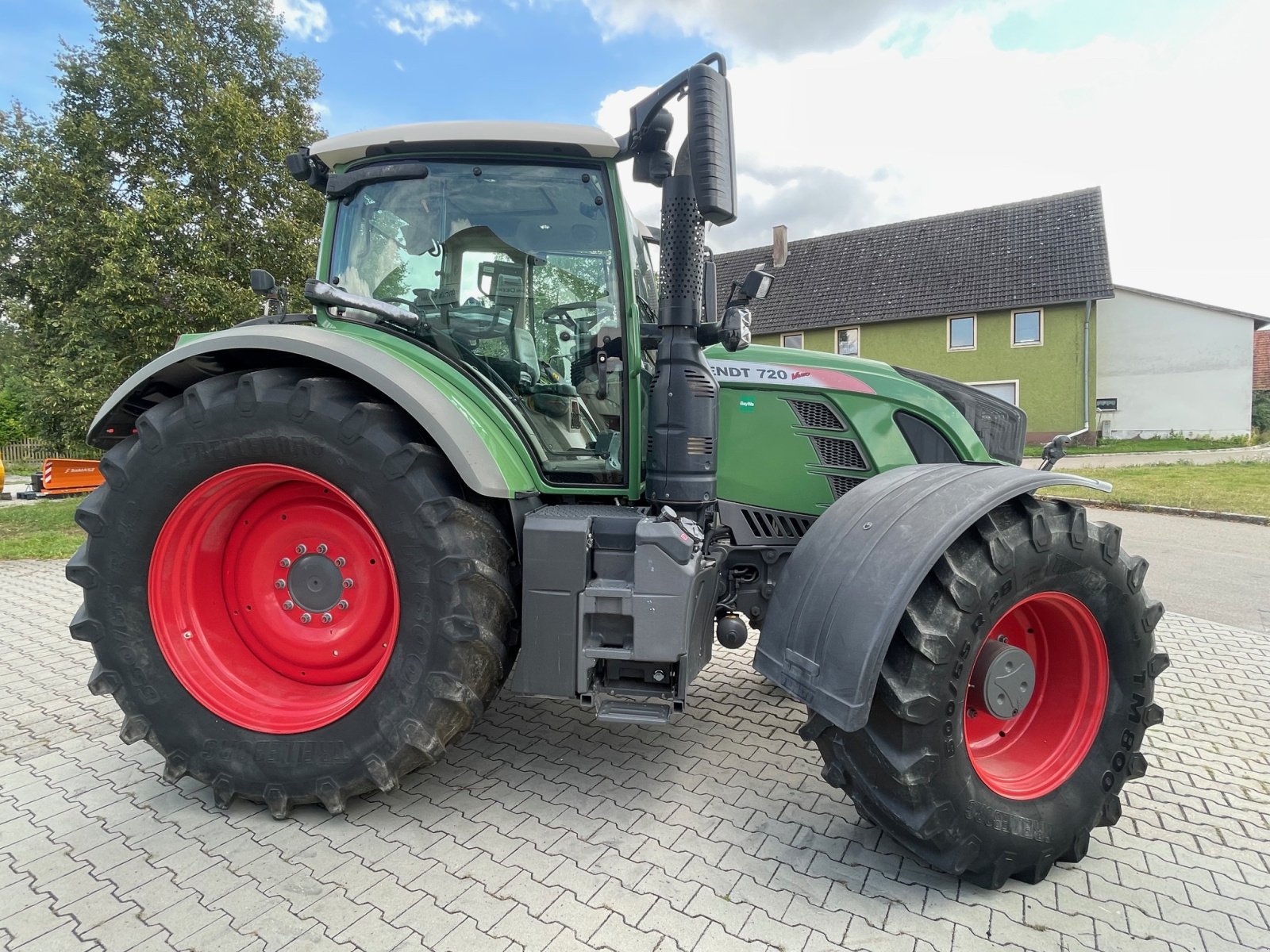 Traktor van het type Fendt 720 Vario Profi, Gebrauchtmaschine in Burglengenfeld (Foto 3)