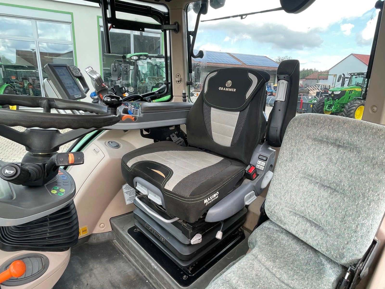 Traktor του τύπου Fendt 720 Vario Profi, Gebrauchtmaschine σε Burglengenfeld (Φωτογραφία 10)