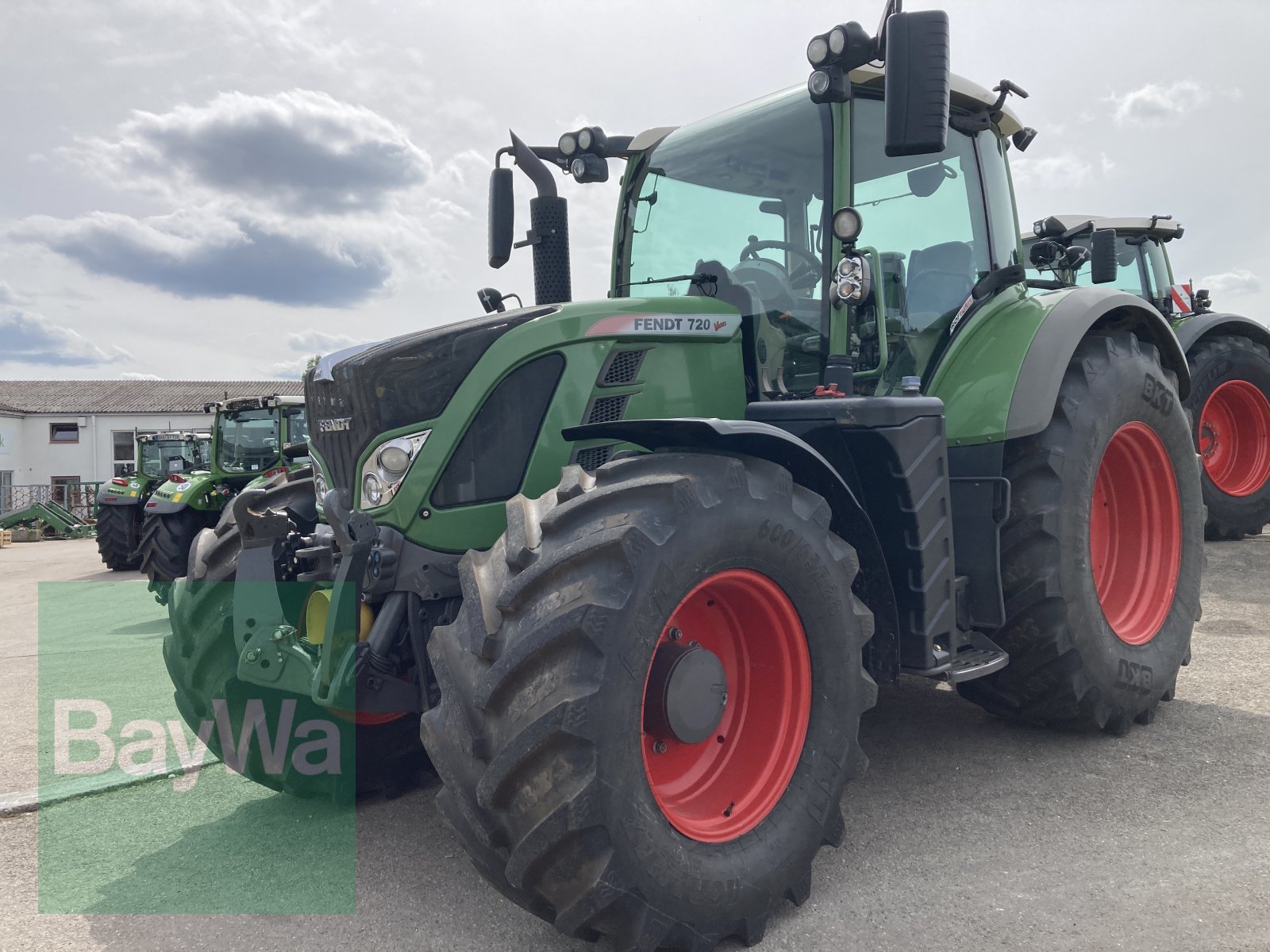 Traktor типа Fendt 720 Vario ProfiPlus SCR RTK, Gebrauchtmaschine в Dinkelsbühl (Фотография 4)