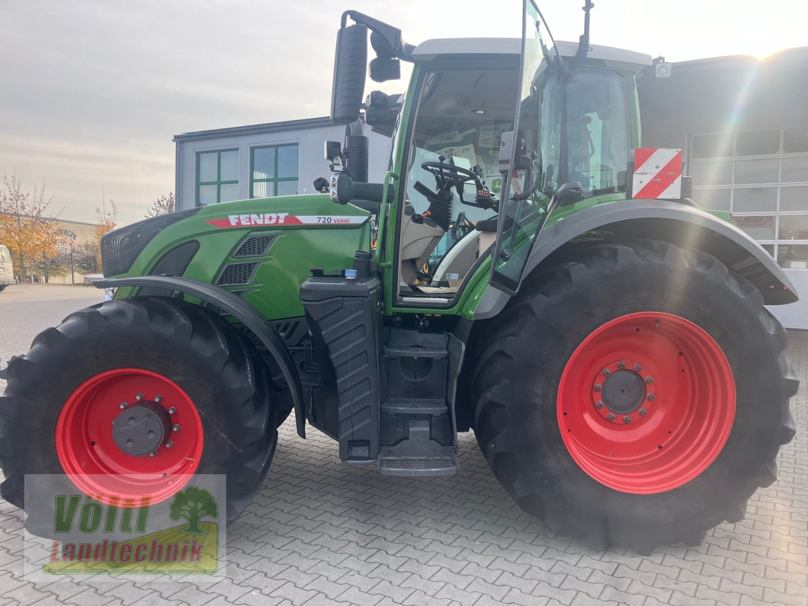 Traktor от тип Fendt 720 Vario ProfiPlus, Gebrauchtmaschine в Hutthurm bei Passau (Снимка 13)