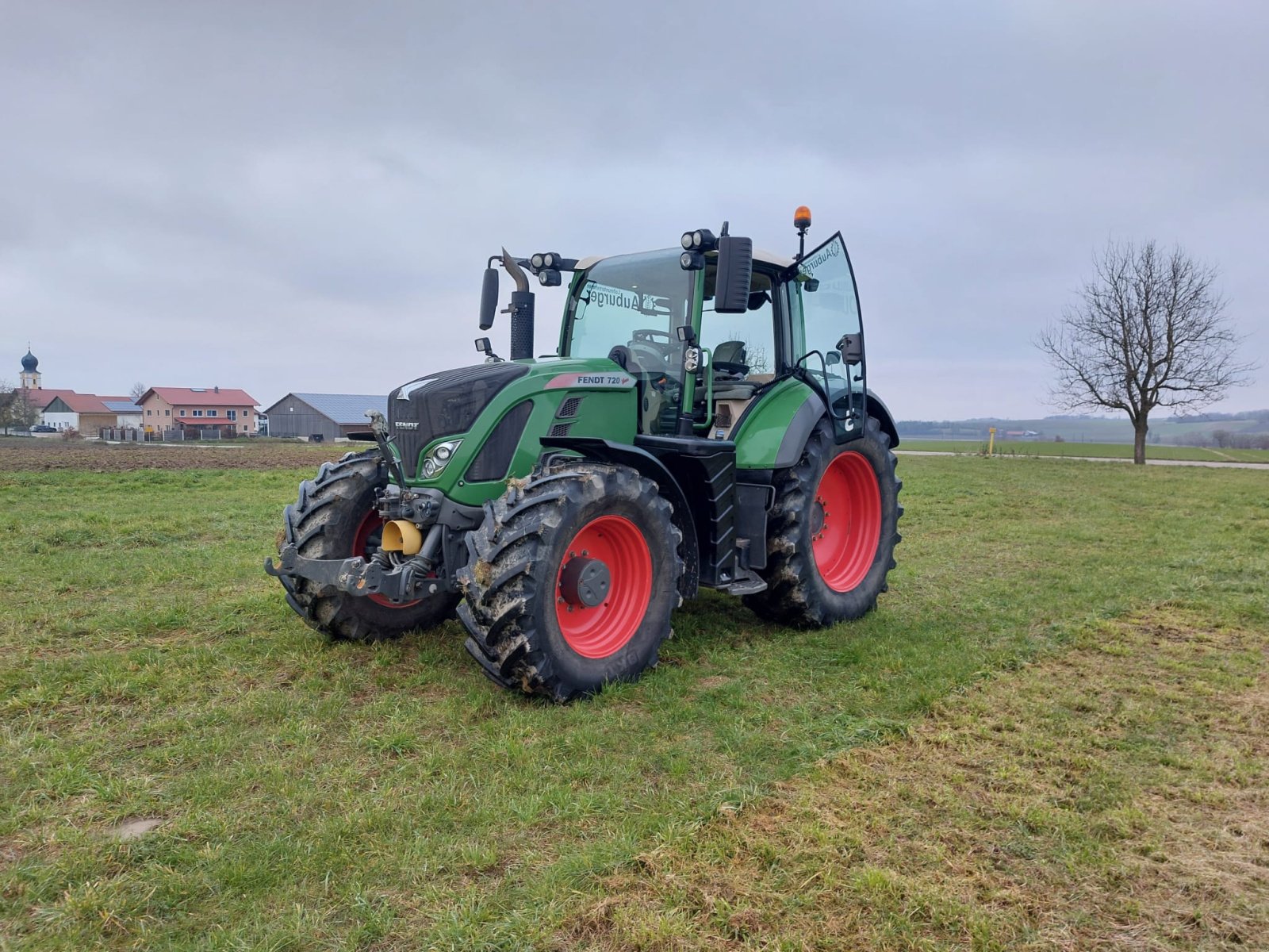 Traktor van het type Fendt 720 Vario ProfiPlus, Gebrauchtmaschine in Schierling (Foto 1)