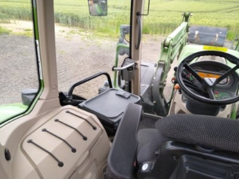 Traktor of the type Fendt 720 Vario S4 Profi  Med frontlift, frontlæsser & front PTO, Gebrauchtmaschine in Sakskøbing (Picture 6)