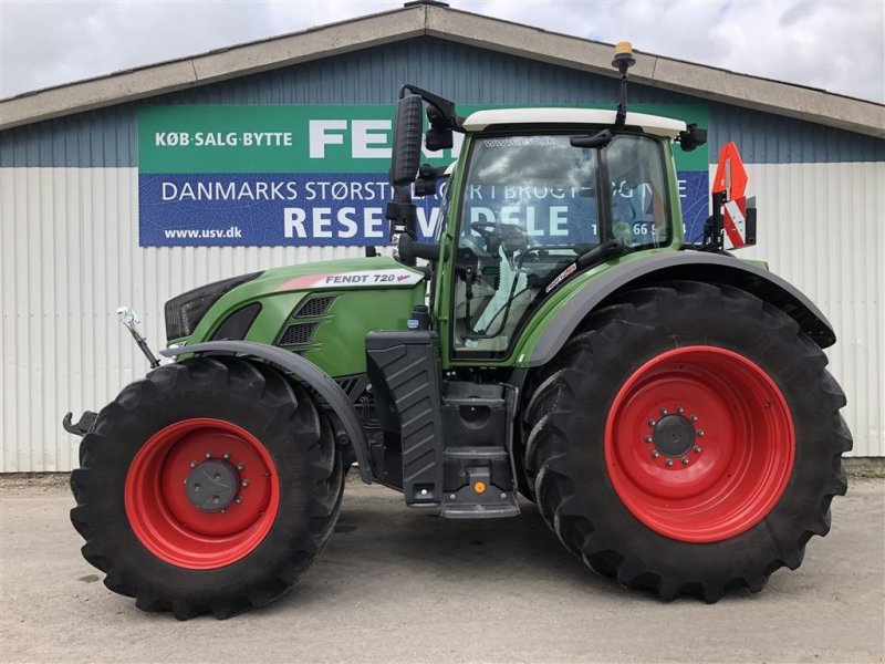 Traktor типа Fendt 720 Vario S4 Profi Plus Få timer, Gebrauchtmaschine в Rødekro