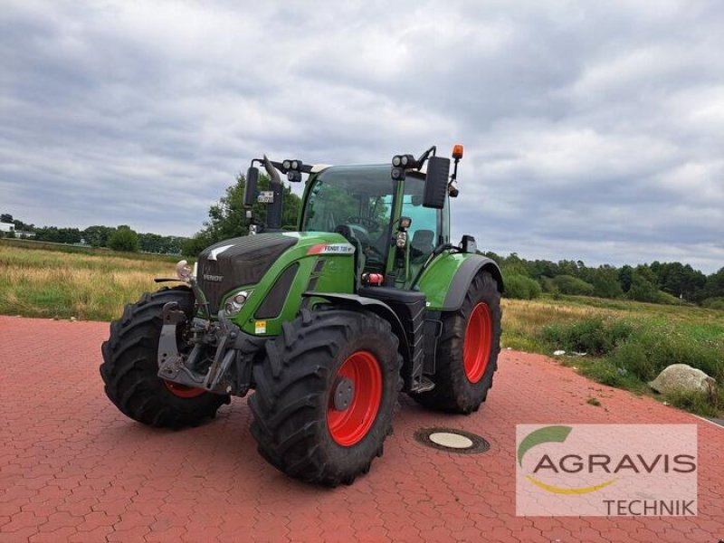 Traktor του τύπου Fendt 720 VARIO S4 PROFI PLUS, Gebrauchtmaschine σε Schneverdingen (Φωτογραφία 1)