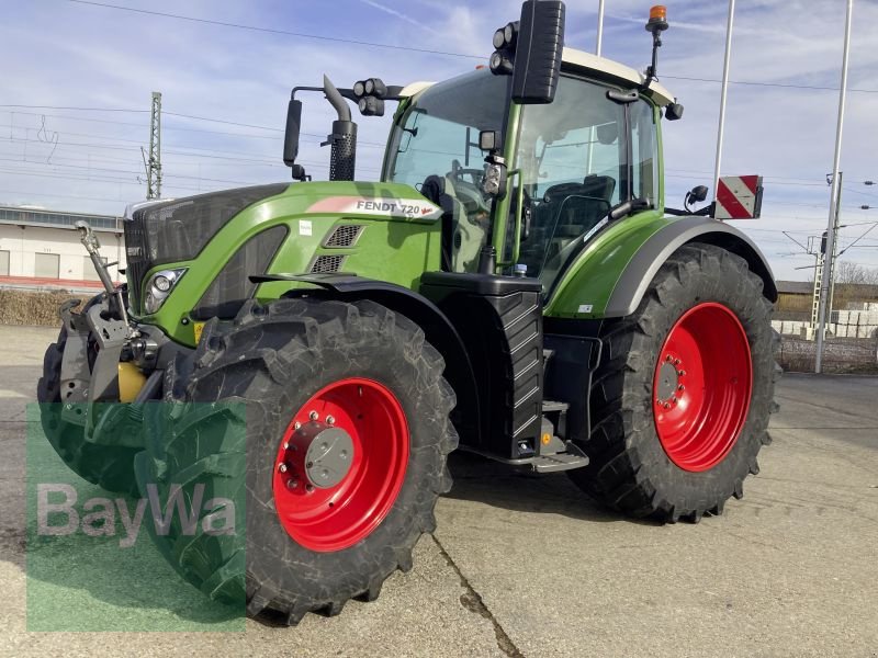 Traktor типа Fendt 720 VARIO S4 PROFI PLUS, Gebrauchtmaschine в Obertraubling (Фотография 1)