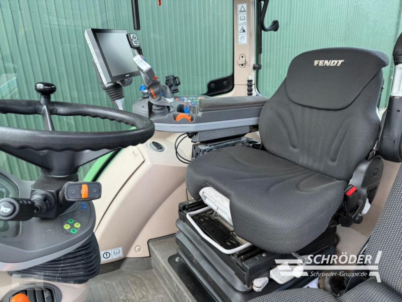 Traktor del tipo Fendt 720 VARIO S4 PROFI PLUS, Gebrauchtmaschine In Twistringen (Immagine 23)