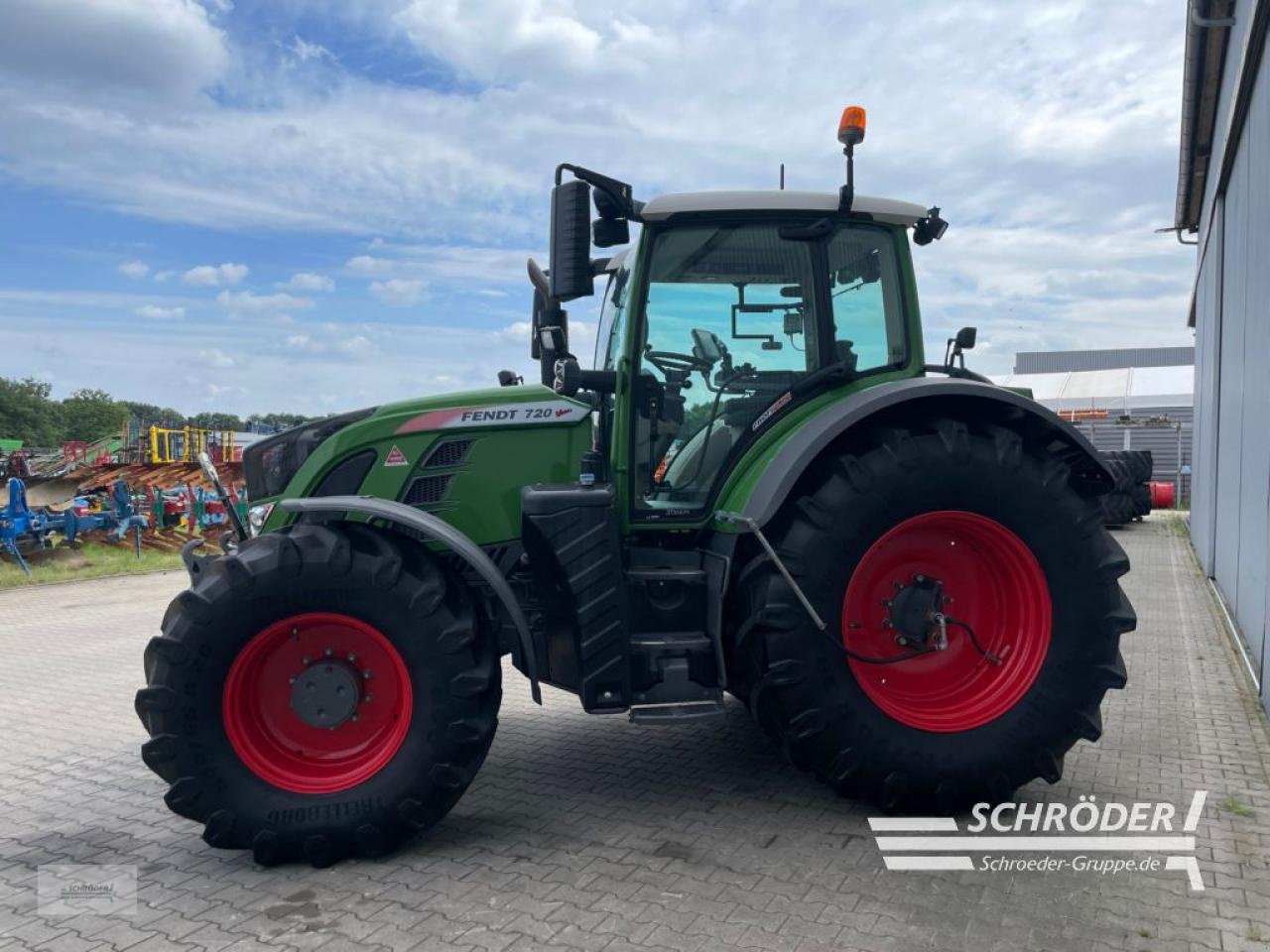 Traktor του τύπου Fendt 720 VARIO S4 PROFI PLUS, Gebrauchtmaschine σε Völkersen (Φωτογραφία 4)