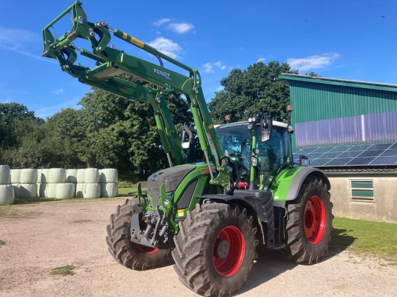 Traktor типа Fendt 720 Vario S4, Gebrauchtmaschine в Bevern