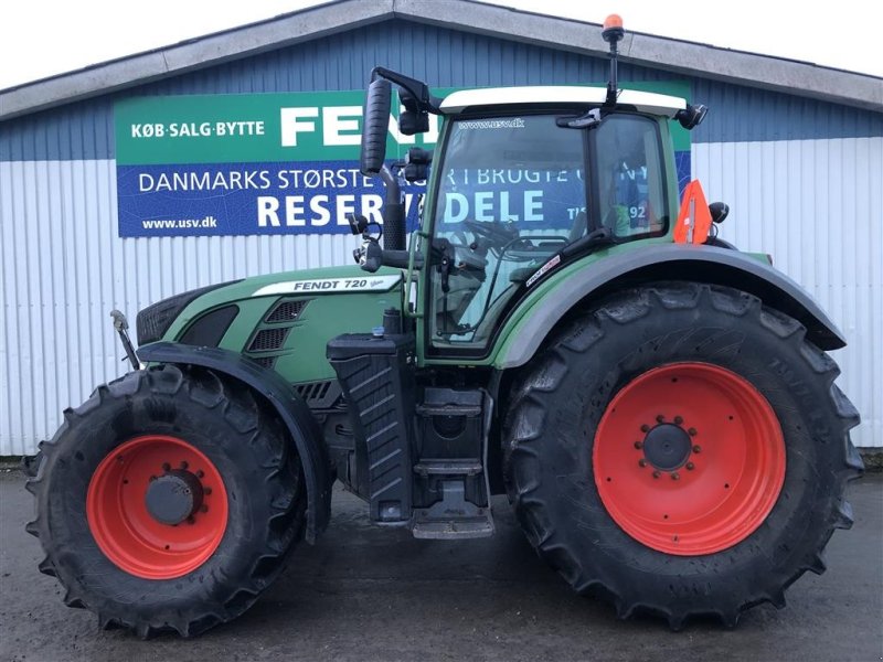 Traktor of the type Fendt 720 Vario SCR Profi Plus  Med Front PTO, Gebrauchtmaschine in Rødekro (Picture 1)