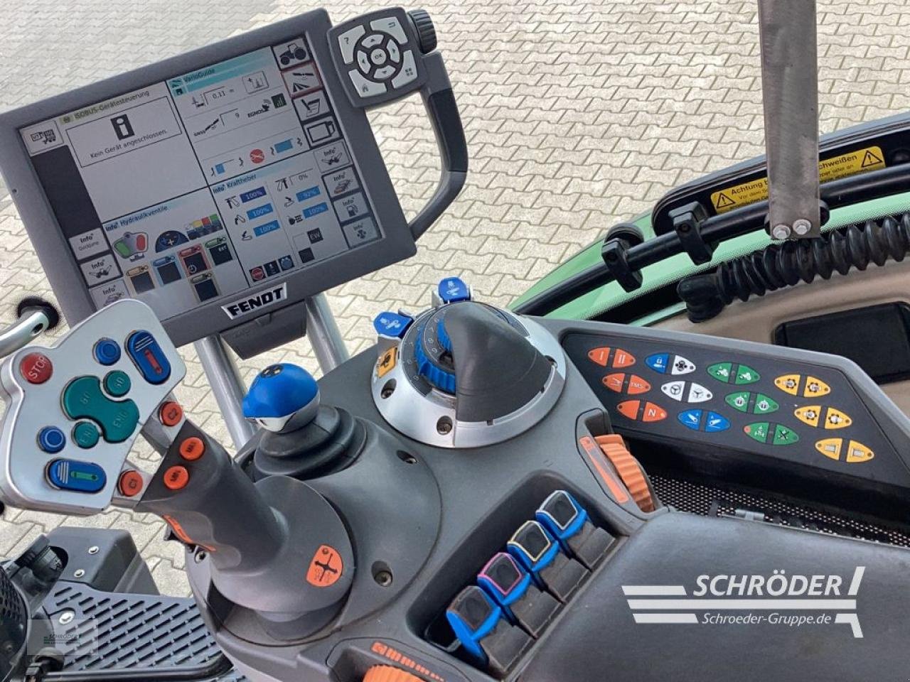 Traktor a típus Fendt 720 VARIO SCR PROFI PLUS, Gebrauchtmaschine ekkor: Lastrup (Kép 16)