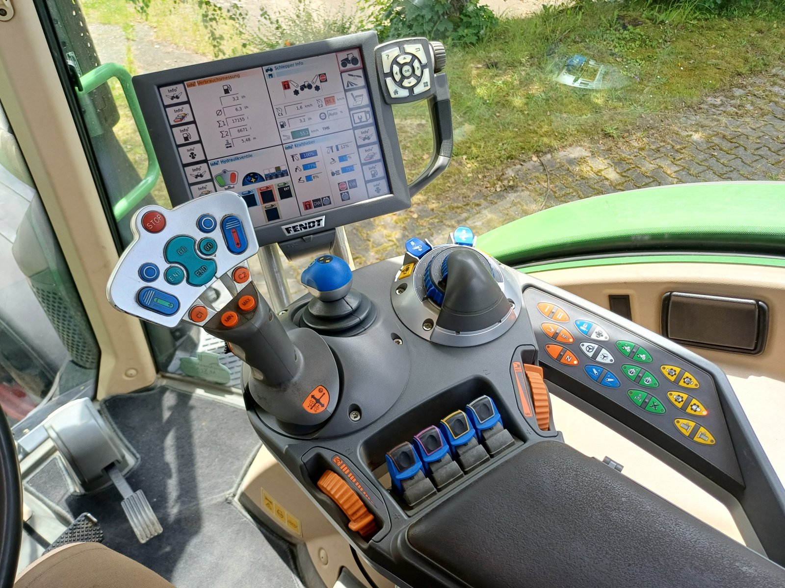 Traktor typu Fendt 720 Vario SCR ProfiPlus 718 722 724 gute Ausstattung, Gebrauchtmaschine v Tirschenreuth (Obrázek 27)