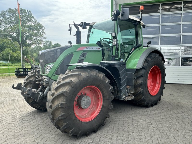 Traktor Türe ait Fendt 720 Vario, Gebrauchtmaschine içinde Bützow (resim 1)