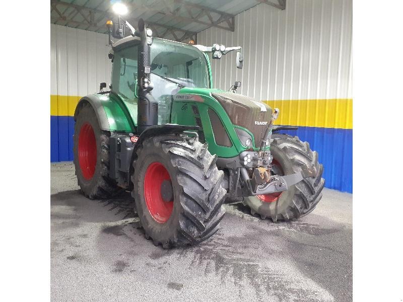 Traktor des Typs Fendt 720, Gebrauchtmaschine in HERLIN LE SEC (Bild 2)