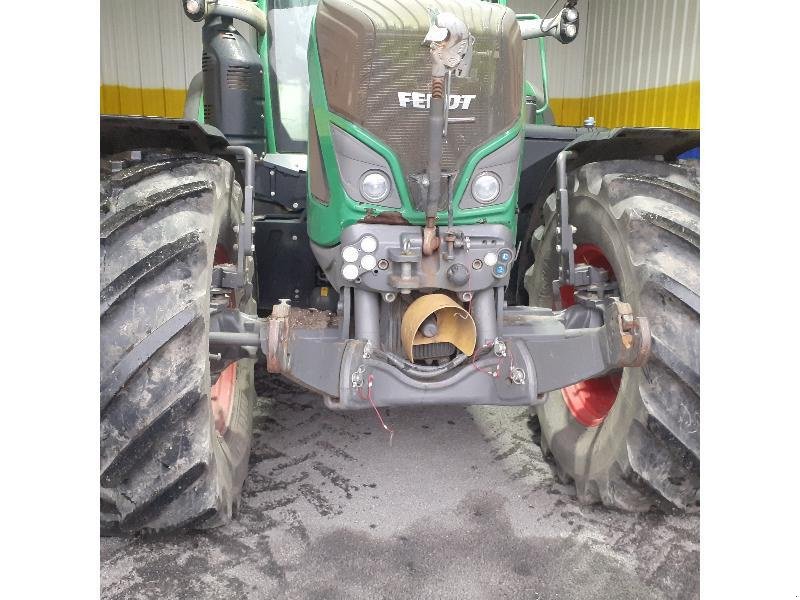 Traktor des Typs Fendt 720, Gebrauchtmaschine in HERLIN LE SEC (Bild 3)