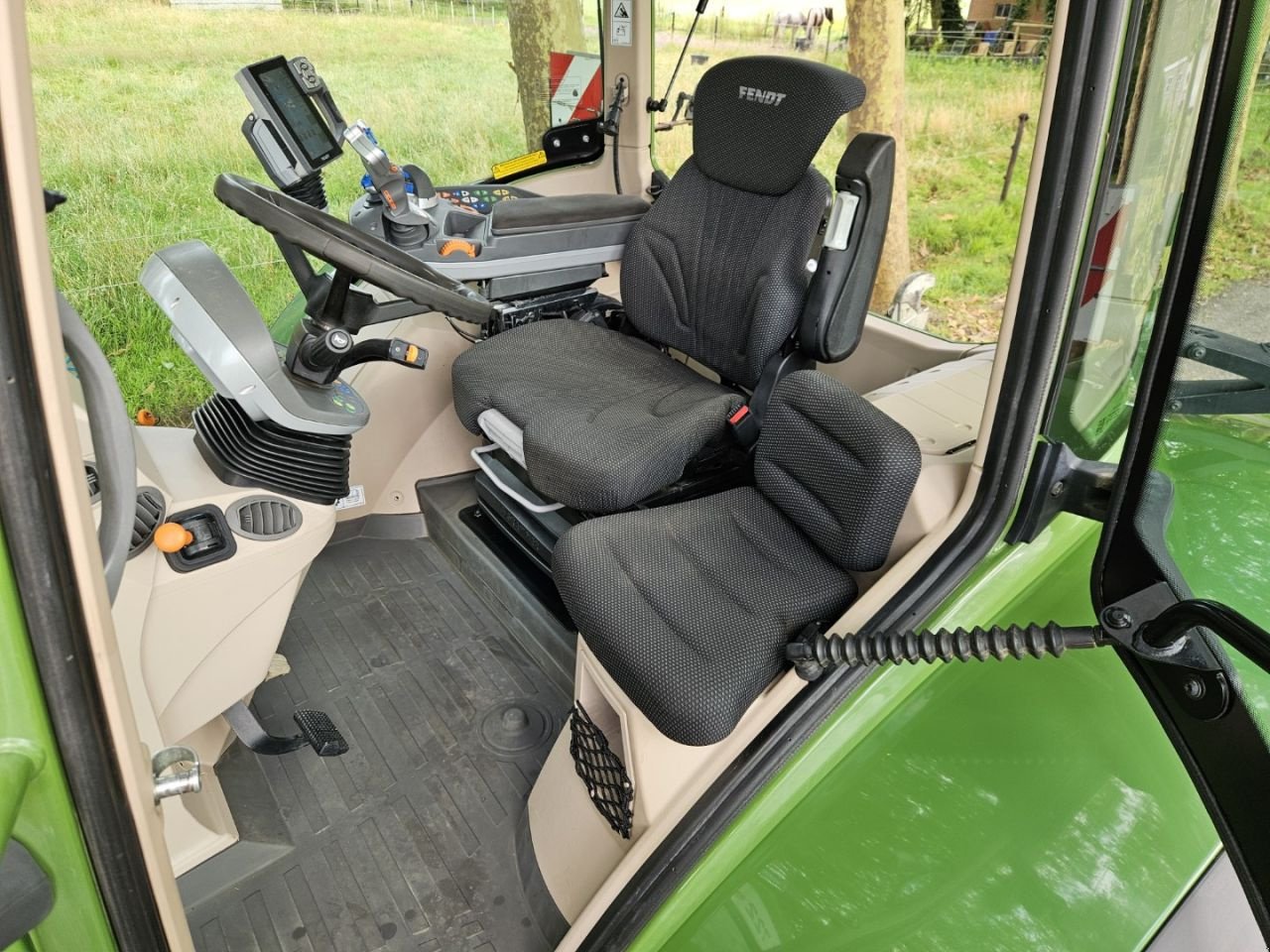 Traktor of the type Fendt 722 S4 Gps RTK 718 720 724 2020, Gebrauchtmaschine in Bergen op Zoom (Picture 2)