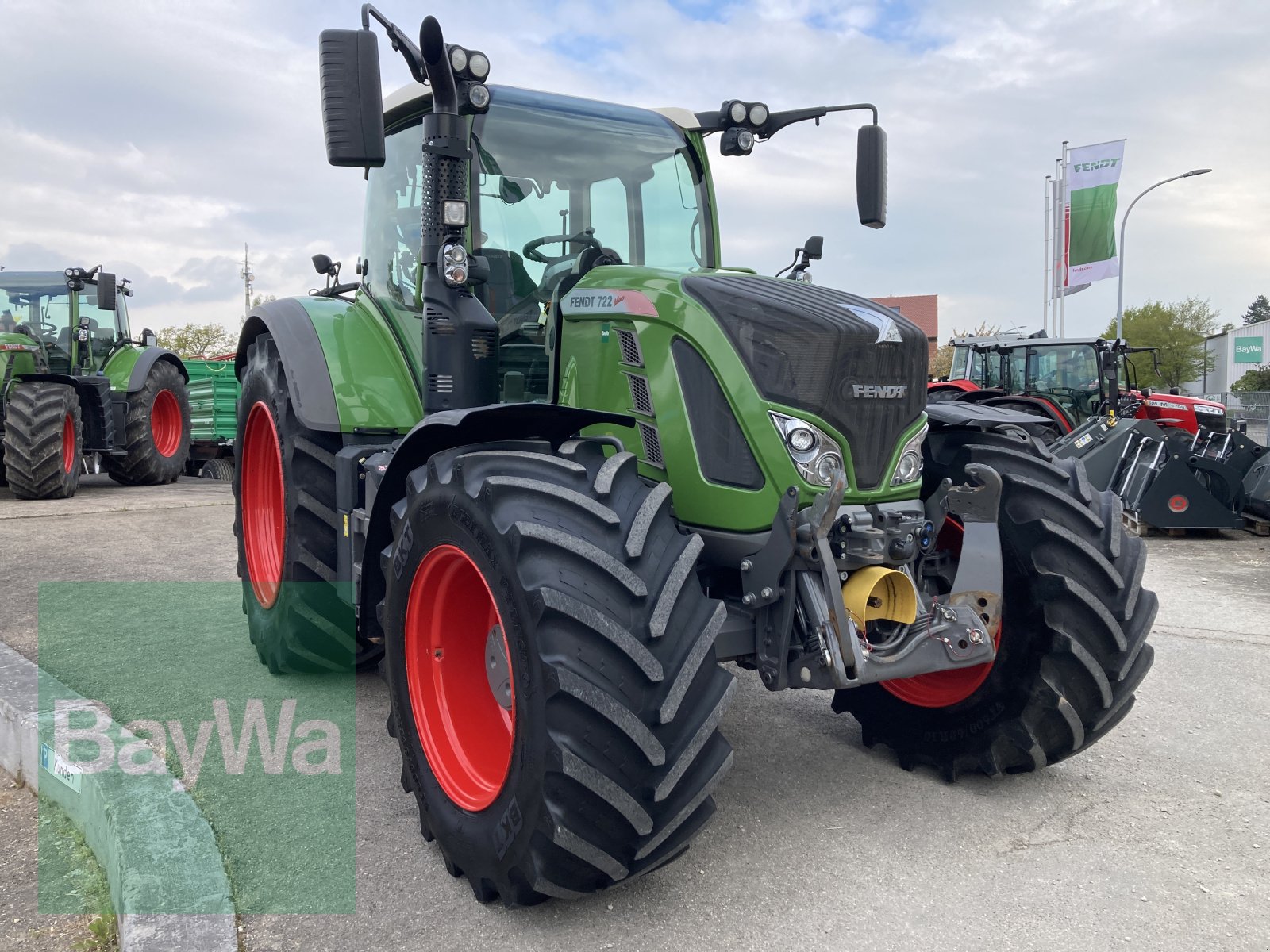 Traktor des Typs Fendt 722 S4 Vario ProfiPlus, Gebrauchtmaschine in Dinkelsbühl (Bild 2)