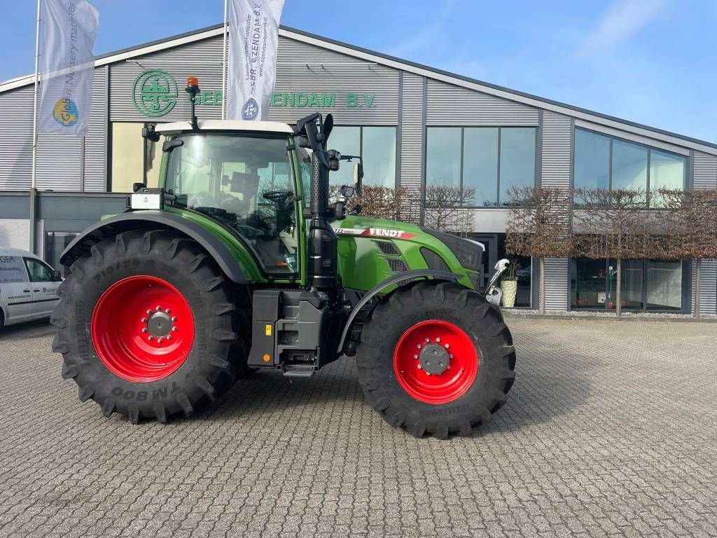 Traktor typu Fendt 722 Vario/724 Vario TMS, Neumaschine v Borne (Obrázok 11)