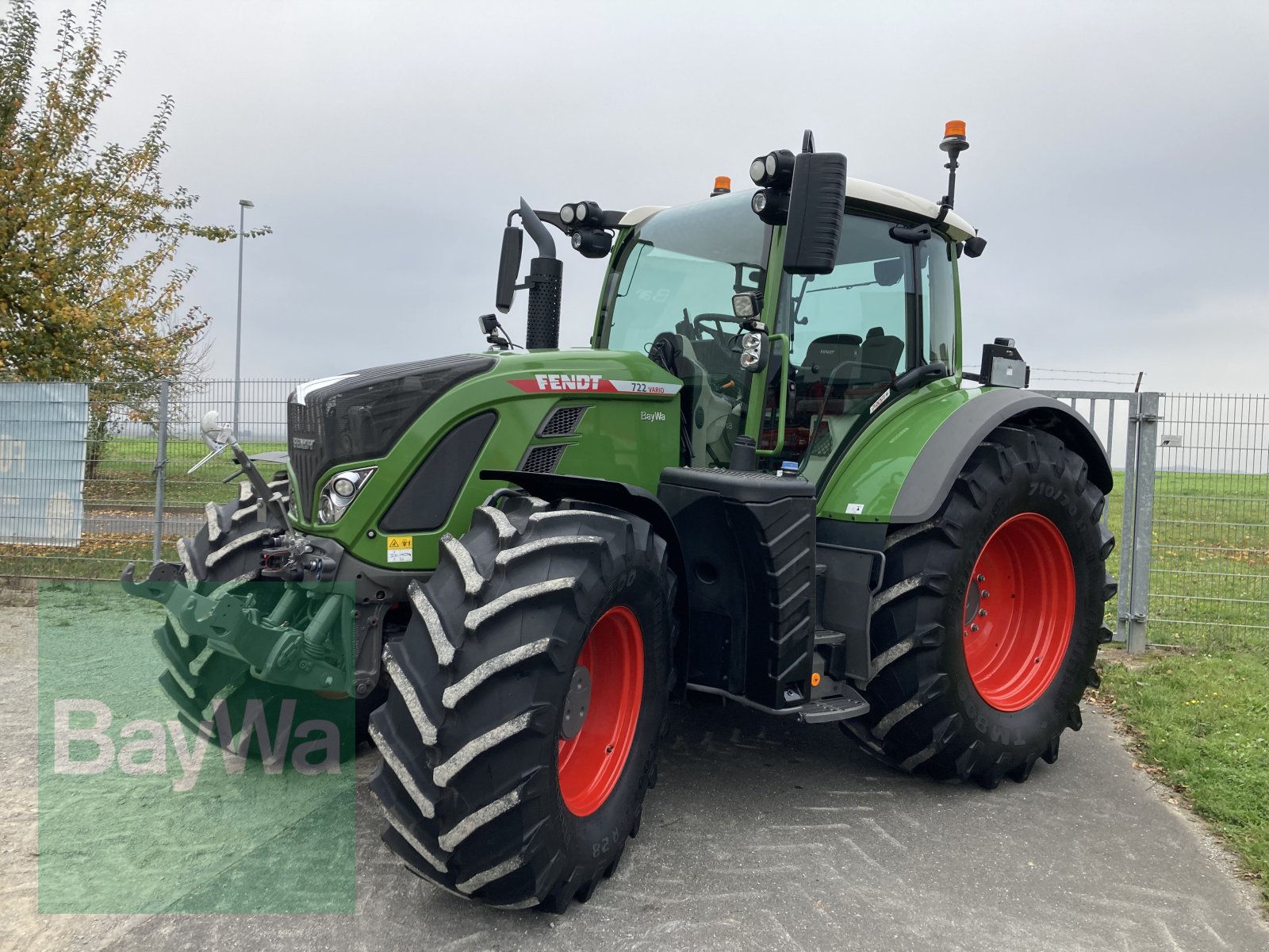 Traktor typu Fendt 722 Vario Gen6 ProfiPlus, Gebrauchtmaschine v Giebelstadt (Obrázek 2)