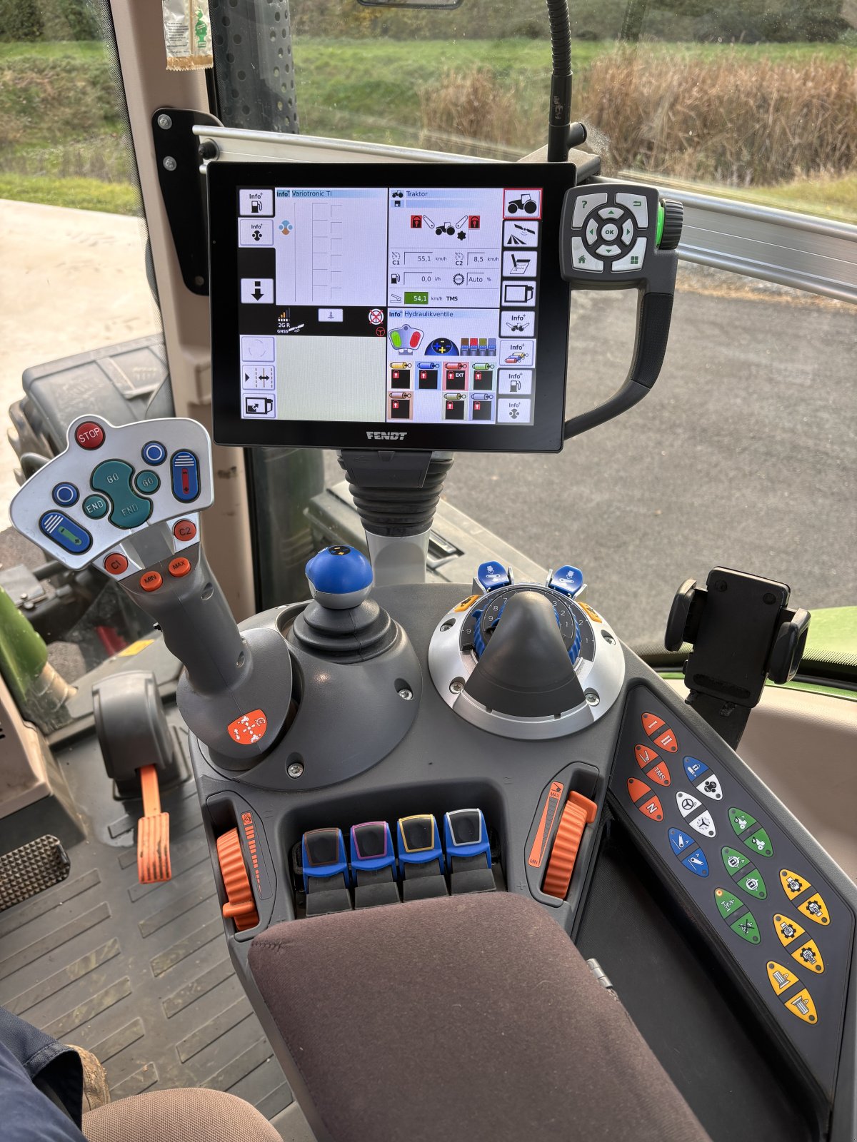 Traktor des Typs Fendt 722 Vario ProfiPlus, Gebrauchtmaschine in Gelchsheim (Bild 10)