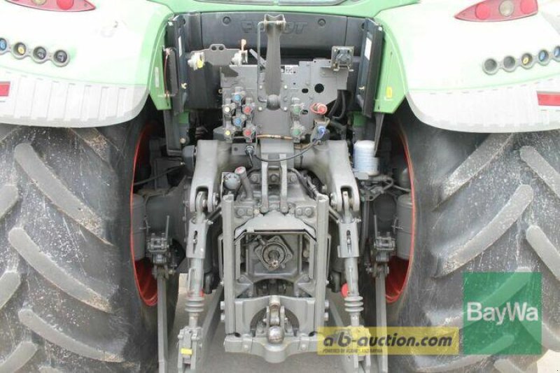 Traktor des Typs Fendt 722 VARIO S4 PROFI, Gebrauchtmaschine in Straubing (Bild 8)