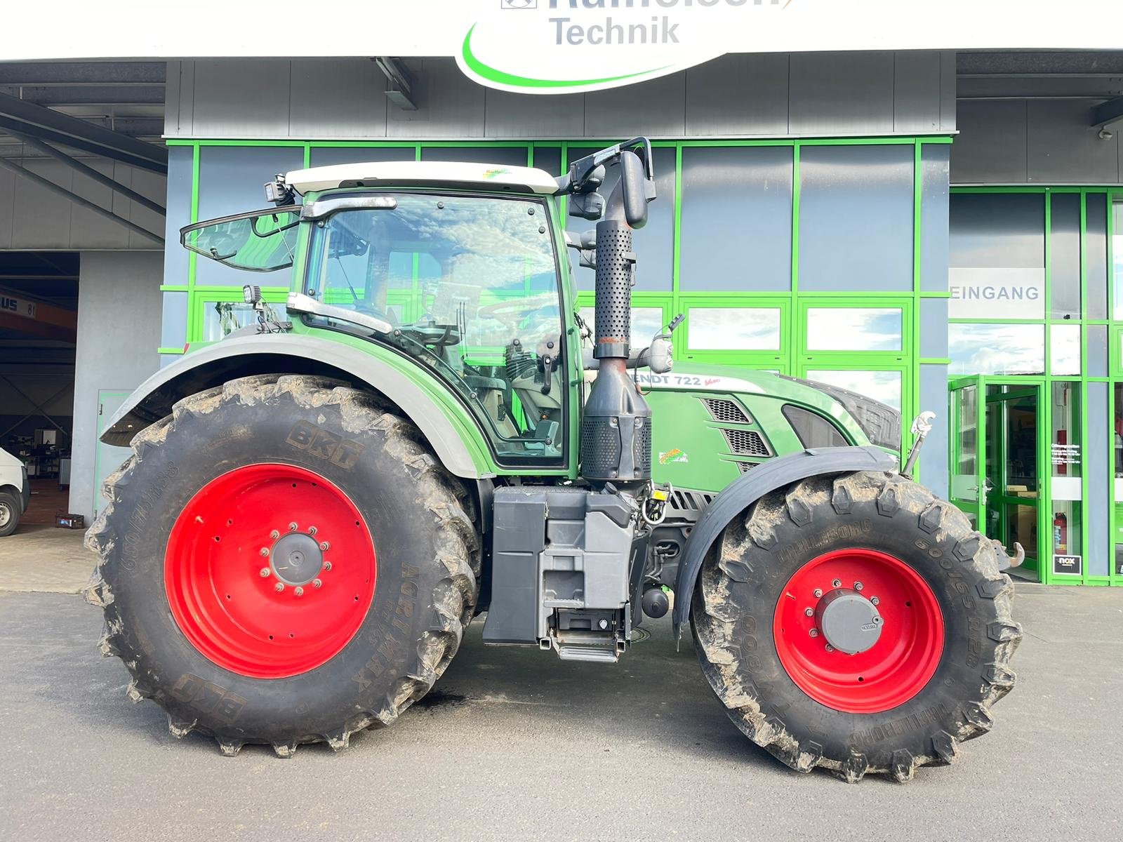 Traktor za tip Fendt 722 Vario SCR, Gebrauchtmaschine u Homberg (Slika 1)