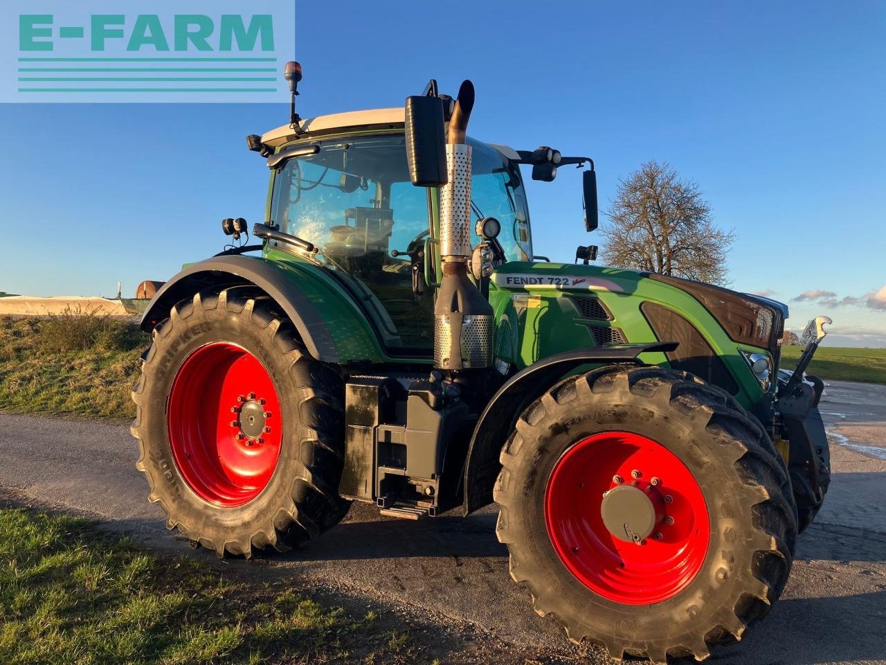 Traktor des Typs Fendt 722, Gebrauchtmaschine in Hamburg (Bild 2)