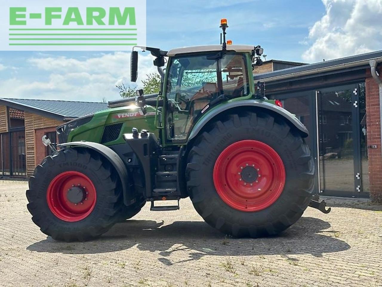 Traktor van het type Fendt 724 726 728 vario gen7 profi plus ProfiPlus, Gebrauchtmaschine in STADTHAGEN (Foto 3)