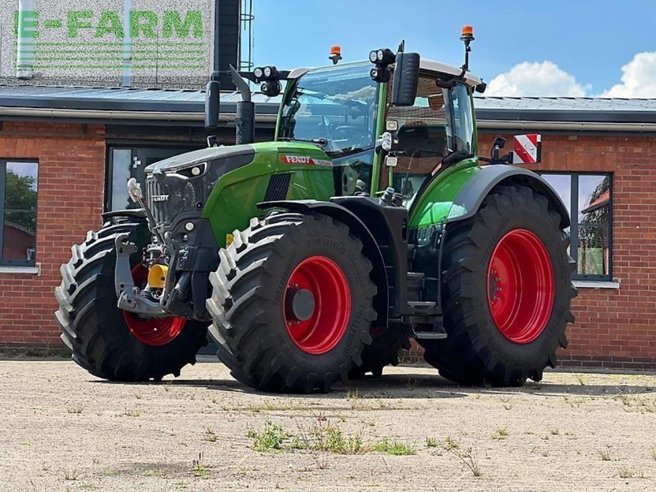 Traktor des Typs Fendt 724 726 728 vario gen7 profi plus ProfiPlus, Gebrauchtmaschine in STADTHAGEN (Bild 2)