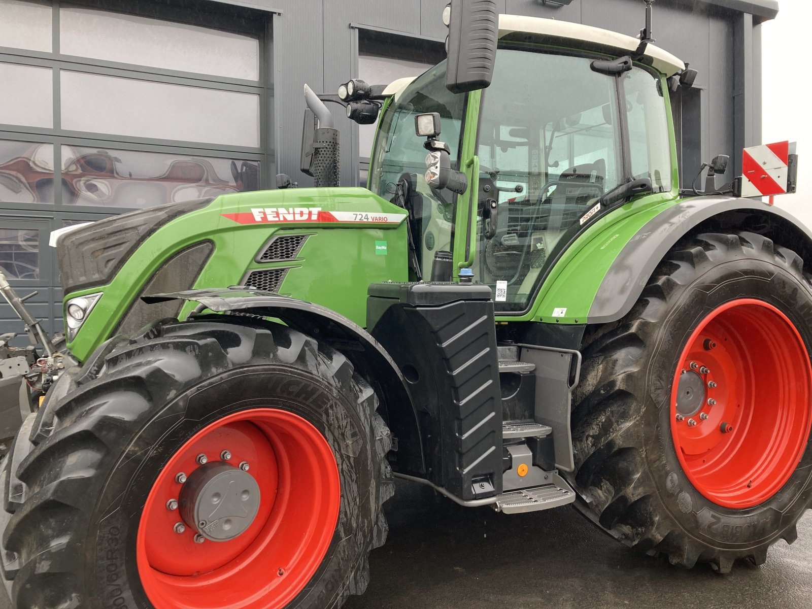 Traktor tip Fendt 724 Gen 6 Profi+ Setting 2 RTK, Gebrauchtmaschine in Wülfershausen an der Saale (Poză 2)