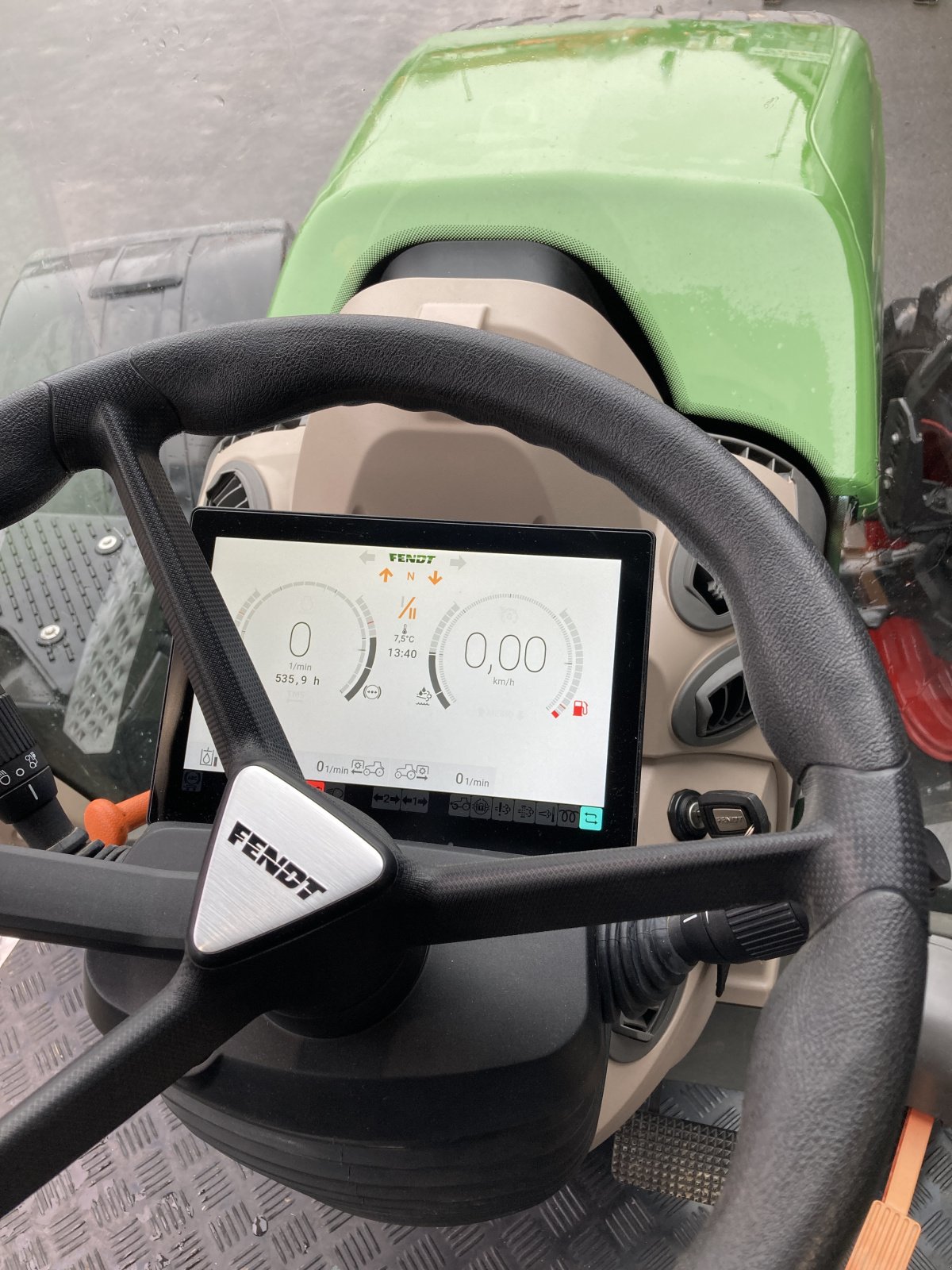 Traktor типа Fendt 724 Gen 6 Profi+ Setting 2 RTK, Gebrauchtmaschine в Wülfershausen an der Saale (Фотография 20)