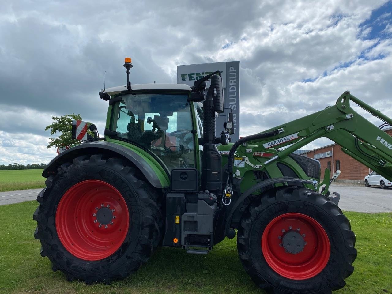 Traktor Türe ait Fendt 724 GEN 6, Gebrauchtmaschine içinde Suldrup (resim 5)