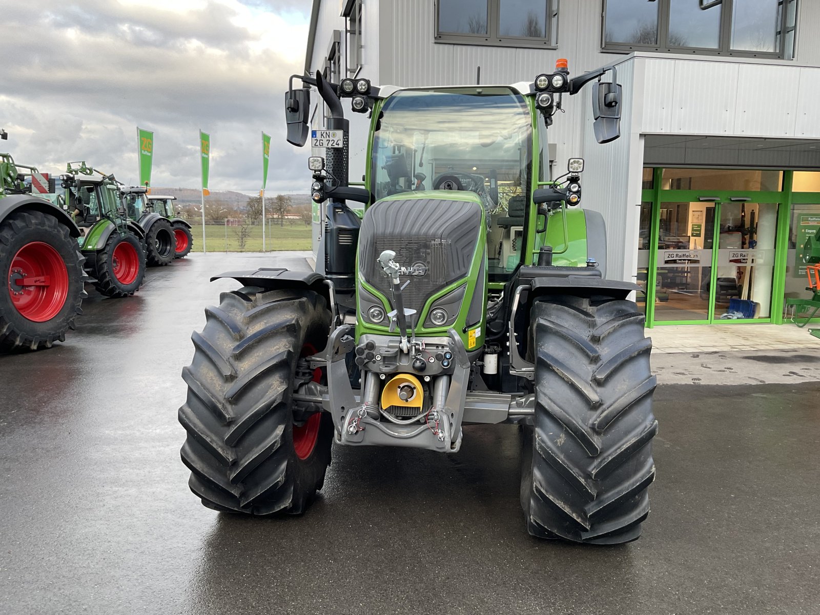 Traktor del tipo Fendt 724 Gen6 Power Plus, Gebrauchtmaschine en Mühlhausen-Ehingen (Imagen 1)