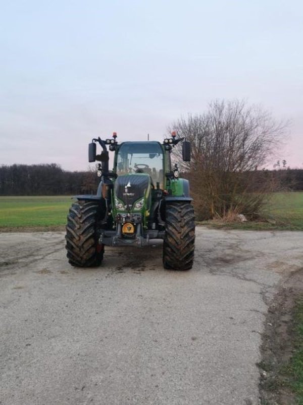 Traktor типа Fendt 724 Gen6 Profi+ +Cargo5X90, Gebrauchtmaschine в Westhausen (Фотография 4)