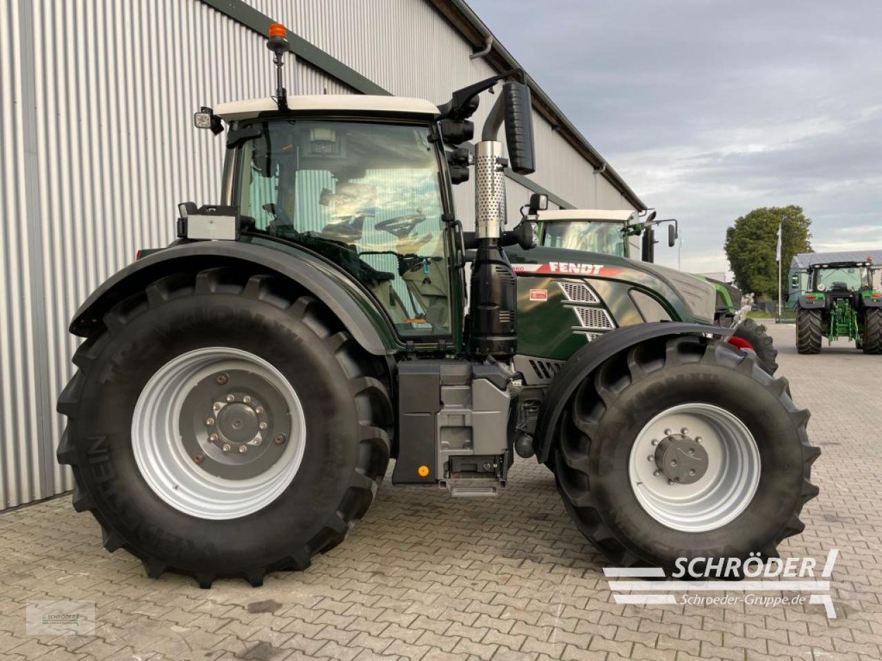 Traktor Türe ait Fendt 724 GEN6 PROFI PLUS, Gebrauchtmaschine içinde Schwarmstedt (resim 2)