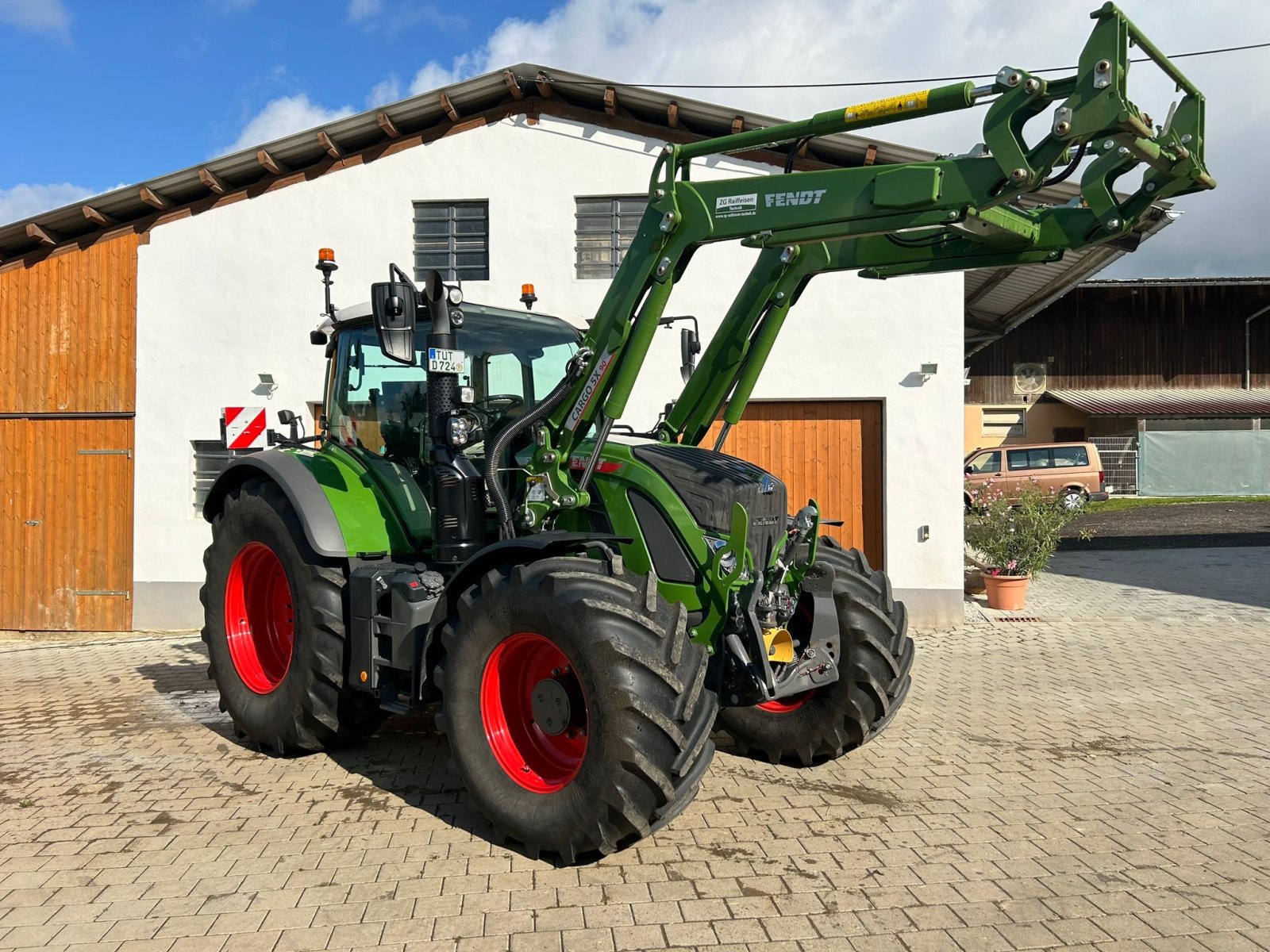 Traktor del tipo Fendt 724 Gen6 Profi Plus, Gebrauchtmaschine In Mühlhausen-Ehingen (Immagine 2)