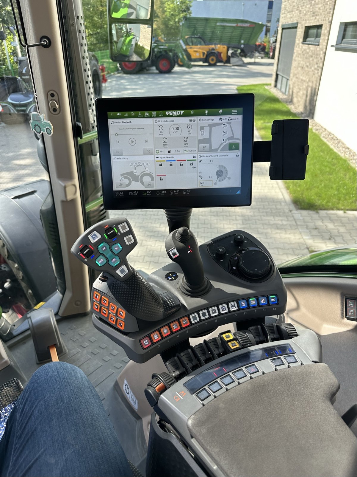 Traktor Türe ait Fendt 724 Gen6, Gebrauchtmaschine içinde Bad Oldesloe (resim 5)