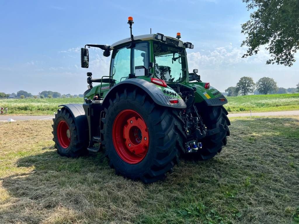 Traktor του τύπου Fendt 724 Gen7 Power+ Setting2, Neumaschine σε Nijkerkerveen (Φωτογραφία 4)