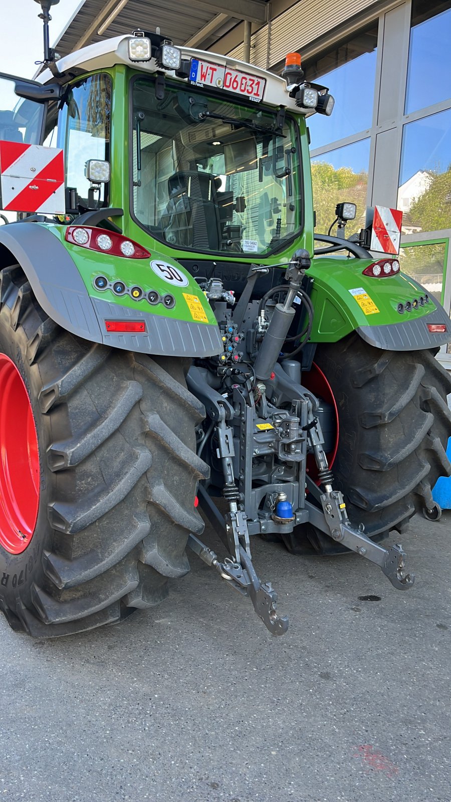 Traktor van het type Fendt 724 Profi + GEN6, Gebrauchtmaschine in Donaueschingen (Foto 3)