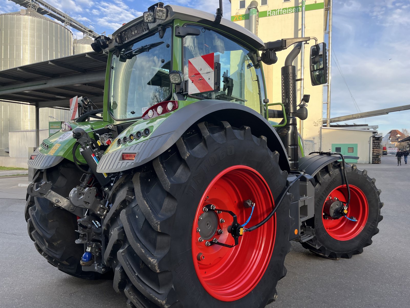 Traktor Türe ait Fendt 724 Profi Plus GEN 6, Gebrauchtmaschine içinde Donaueschingen (resim 5)