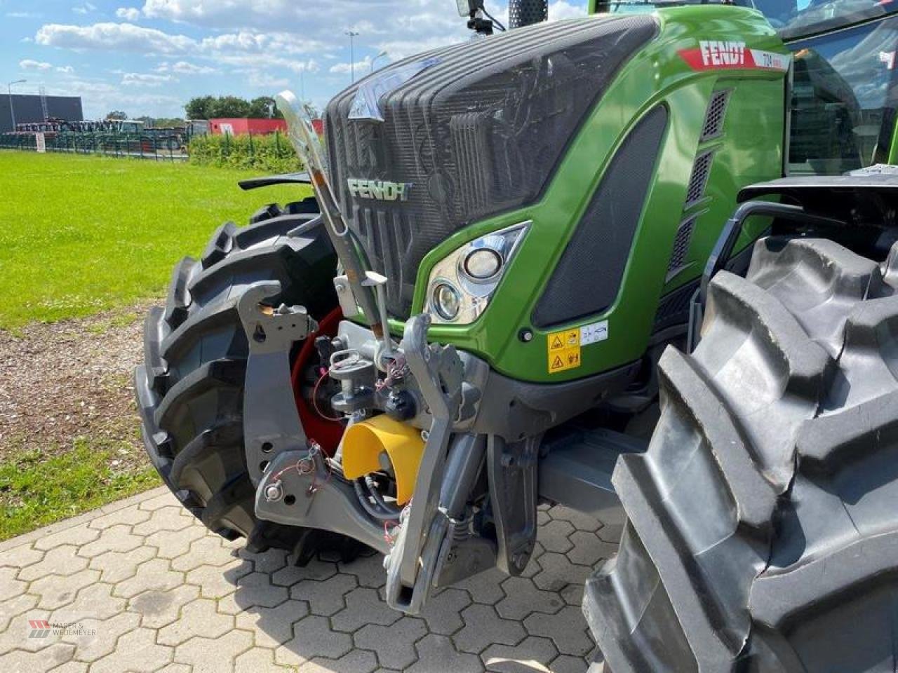 Traktor типа Fendt 724 PROFI PLUS GEN.6, Gebrauchtmaschine в Oyten (Фотография 2)