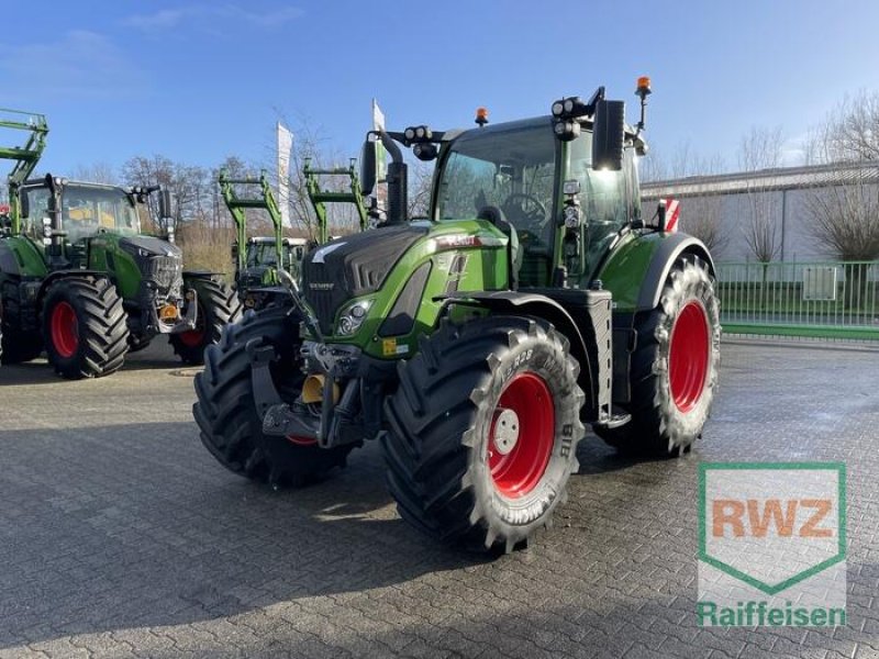 Traktor van het type Fendt 724 Profi-Plus Gen6, Vorführmaschine in Geldern (Foto 1)