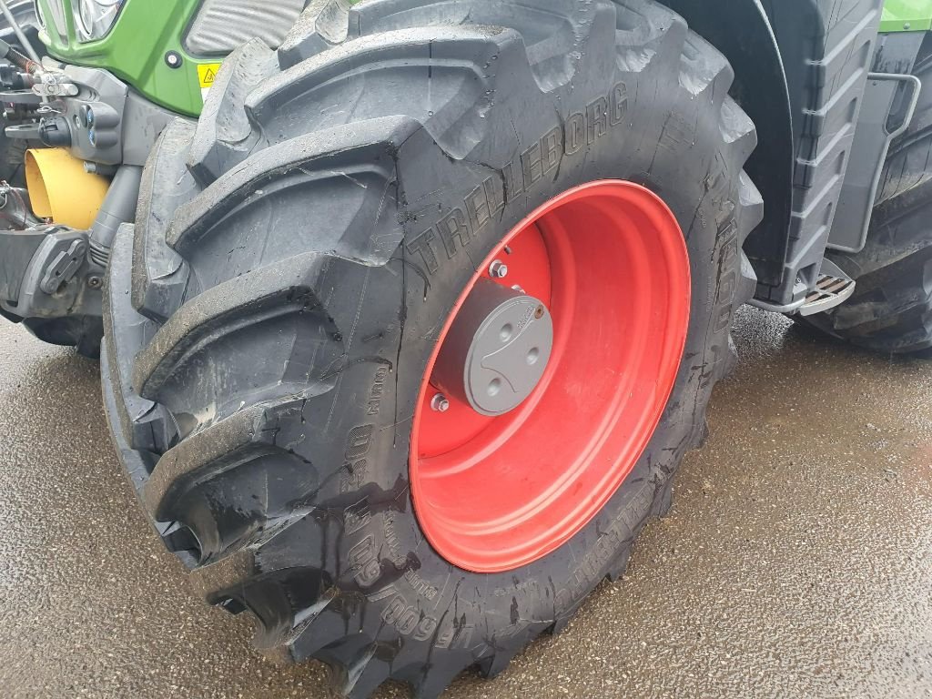 Traktor tip Fendt 724 PROFI PLUS S6, Gebrauchtmaschine in DOMFRONT (Poză 9)