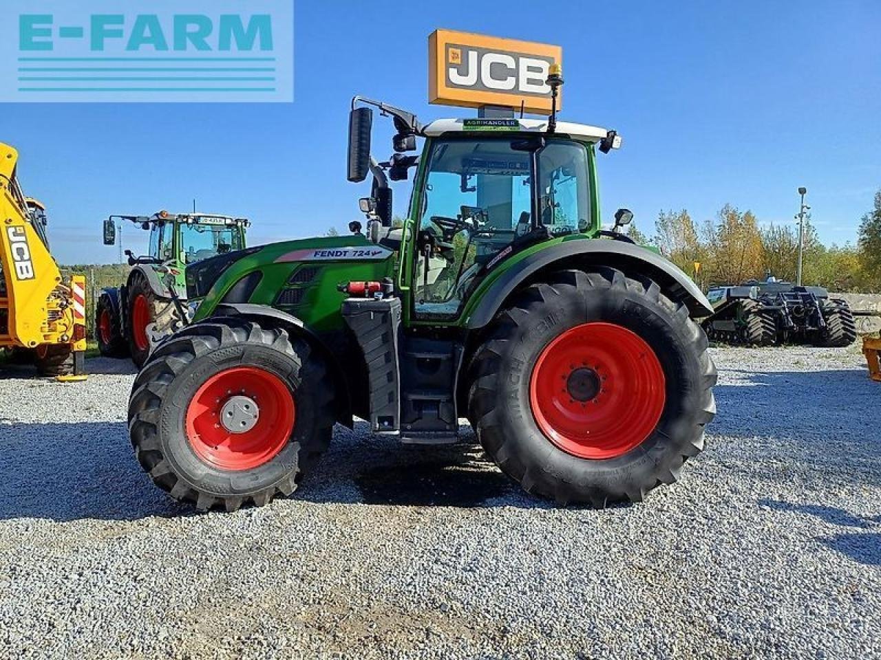 Traktor du type Fendt 724 profi plus, Gebrauchtmaschine en SKARBIMIERZ – OSIEDLE (Photo 3)