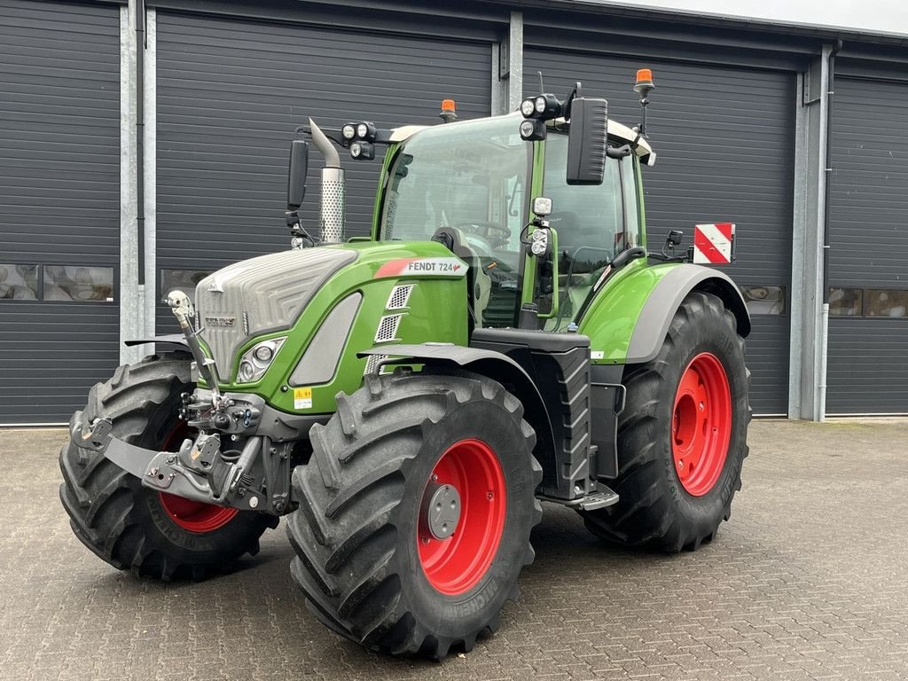 Traktor van het type Fendt 724 Profi Plus, Gebrauchtmaschine in Hapert (Foto 4)