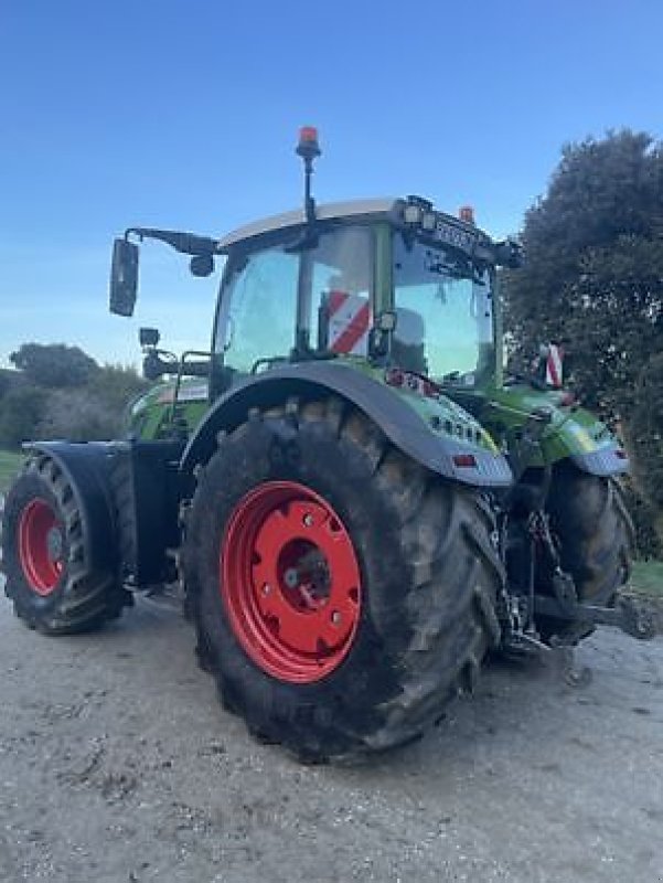 Traktor du type Fendt 724 PROFI PLUS, Gebrauchtmaschine en Carcassonne (Photo 8)