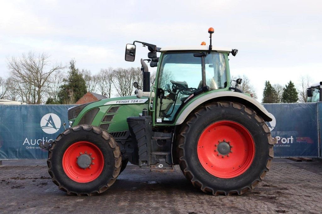 Traktor от тип Fendt 724 Profi Plus, Gebrauchtmaschine в Antwerpen (Снимка 2)