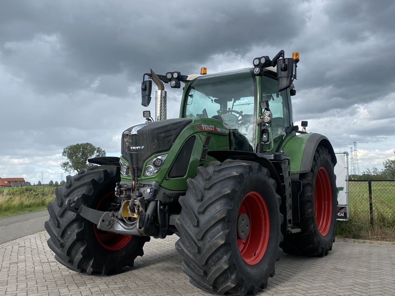 Traktor typu Fendt 724 profiplus s4, Gebrauchtmaschine v Wapenveld (Obrázek 5)