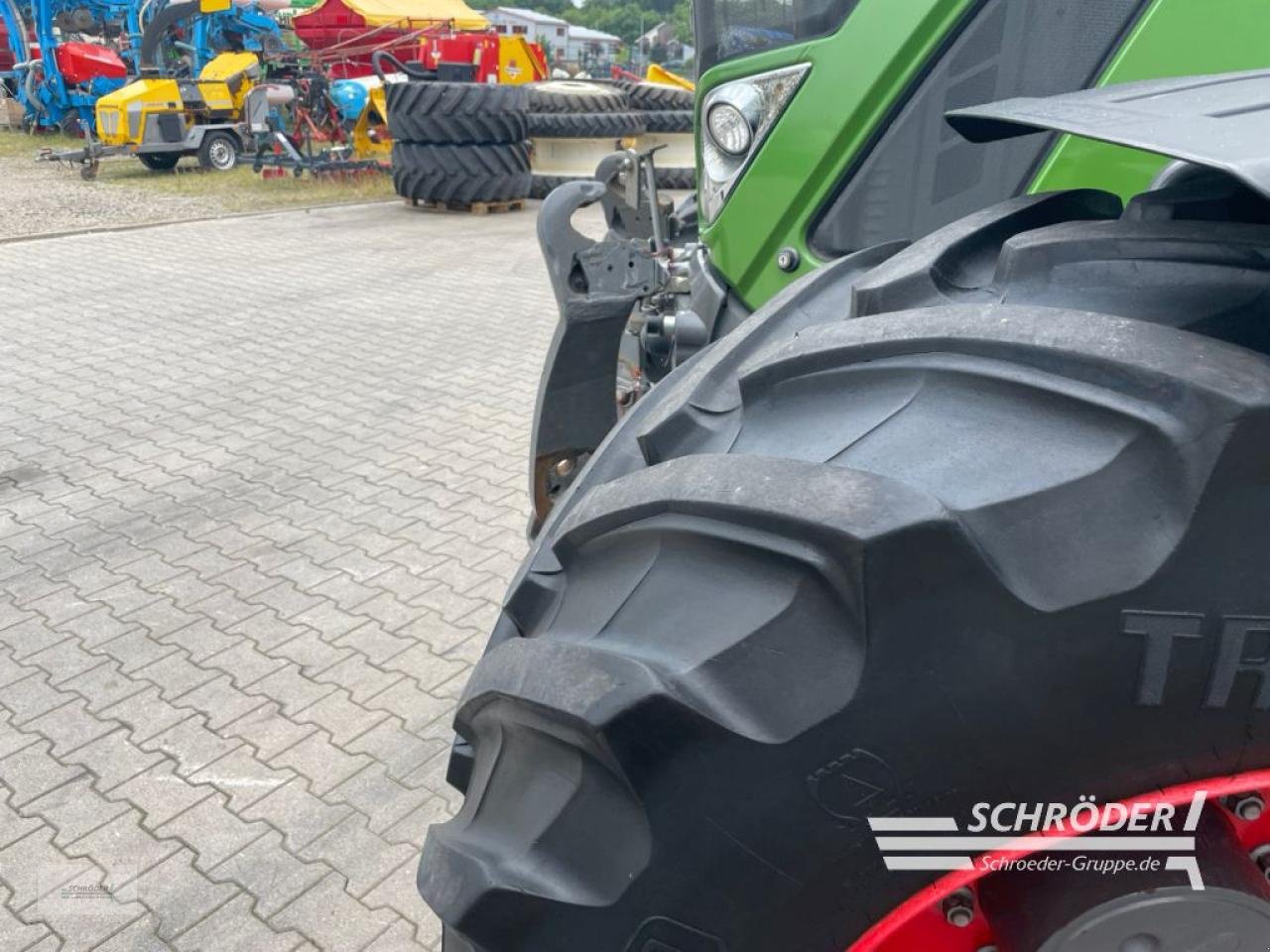 Traktor des Typs Fendt 724 S4 PROFI PLUS, Gebrauchtmaschine in Wildeshausen (Bild 10)