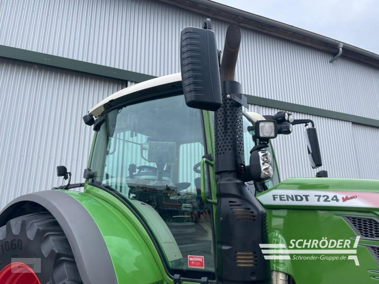 Traktor of the type Fendt 724 S4 PROFI PLUS, Gebrauchtmaschine in Wildeshausen (Picture 19)