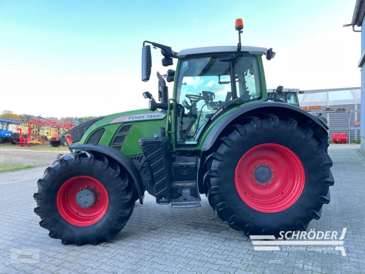 Traktor van het type Fendt 724 S4 PROFI PLUS, Gebrauchtmaschine in Wildeshausen (Foto 4)